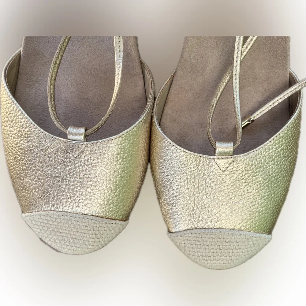 Vionic Gold Wedge Shoes - Picture 8 of 9